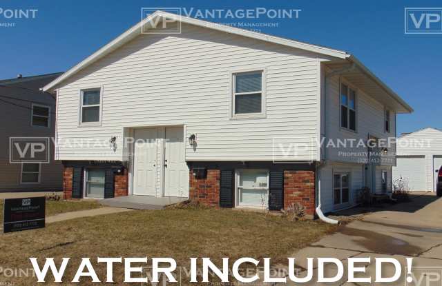 626 Helena Street - B - 626 Helena Street, De Pere, WI 54115