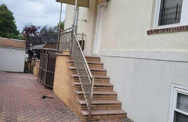 335 Clifton Avenue unit: 1 - 335 Clifton Avenue, Staten Island, NY 10305