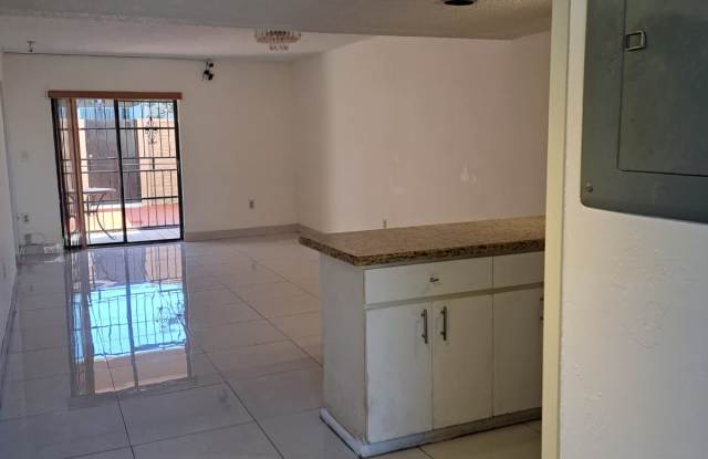 5525 West 26th Court photos photos