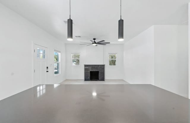 840 E. 6th St. Gallery 1