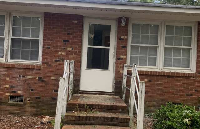 2108 Weddington Road - B Gallery 1