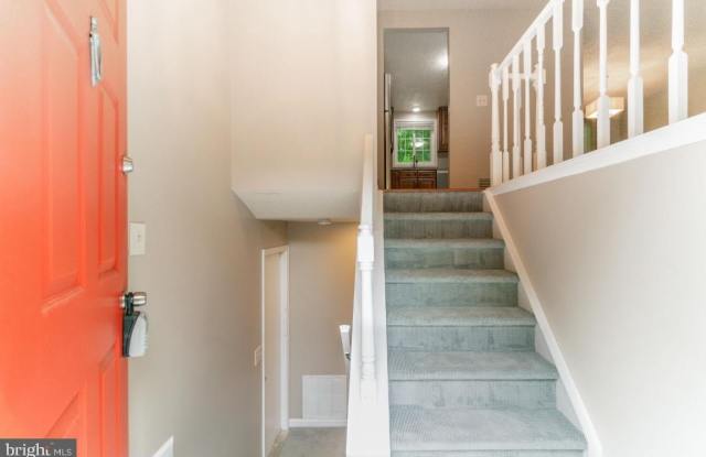 5906 OAK LEATHER Drive Gallery 4