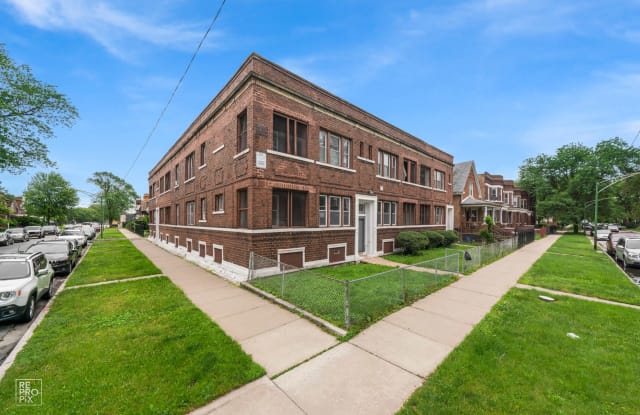 1511 E 73rd St photos photos