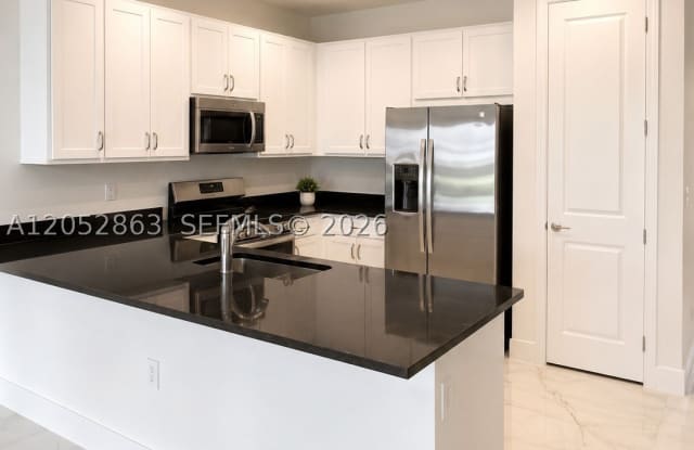 13504 SW Starkissed Ln Gallery 3
