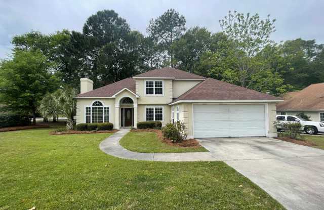 1635 Pondside Drive photos photos