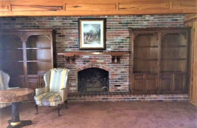 Great home at entrance of Bocage Jefferson Place Subdivision Gallery 4