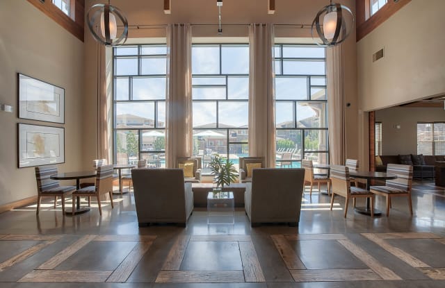 Windsor Flatirons Gallery 4