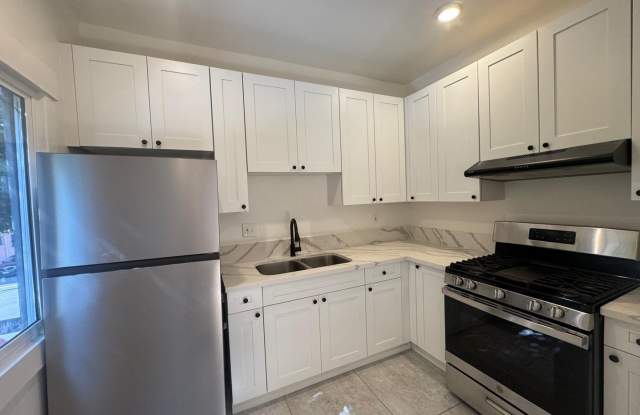1360b Gallery 1