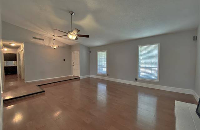 3616 Claymore Drive Gallery 4