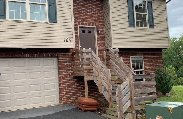 1720 Skyline Drive #105 - 1720 Skyline Dr, Johnson City, TN 37604