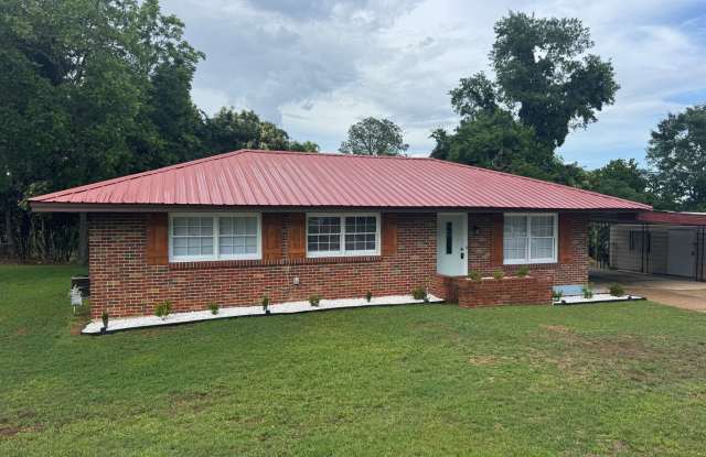AVAILABLE NOW - 172 Chester Street, Prattville, AL 36066