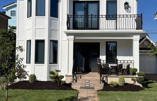 13 Clermont Ave photos photos