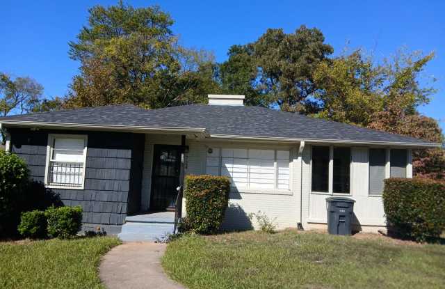 Spacious 4 Bedroom Home in Well Kept Community photos photos Spacious 4 Bedroom Home in Well Kept Community photos photos
