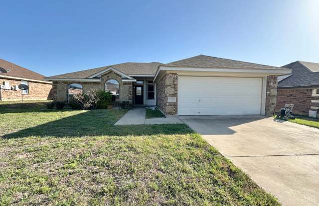 Viewable June 16th! Pets Accepted! - 3505 Lauren Street, Copperas Cove, TX 76522