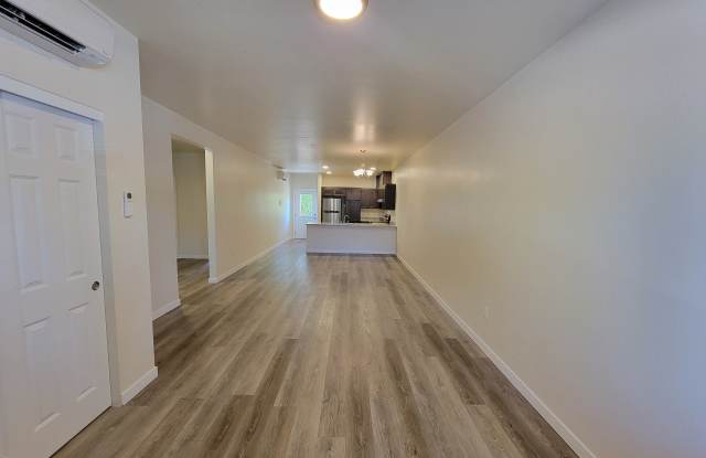 1233 S Peach St photos photos