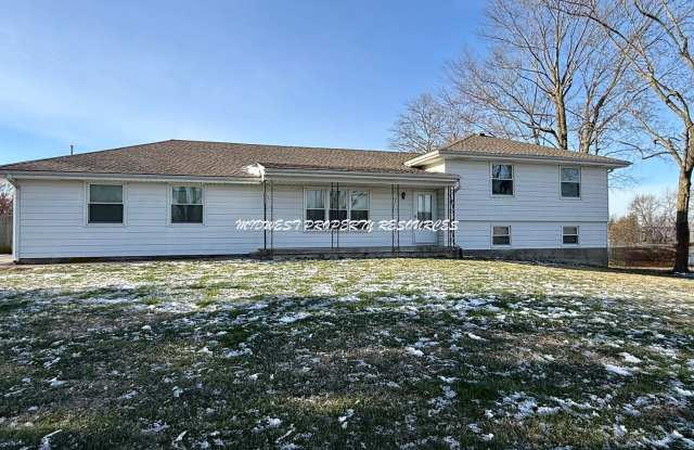 Spacious 3 Bedroom Home with Finished Lower Level  Large Fenced Yard photos photos