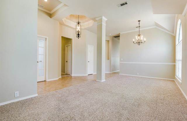 2443 Falcon Point Drive Gallery 2