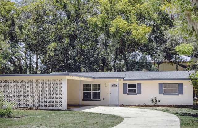 307 SEMINOLE AVENUE - 307 Seminole Avenue, Lake Mary, FL 32746