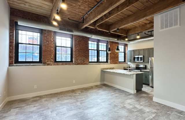 128 Chandler Street - Unit 108 - 128 Chandler Street, Worcester, MA 01610 128 Chandler Street - Unit 108 - 128 Chandler Street, Worcester, MA 01610