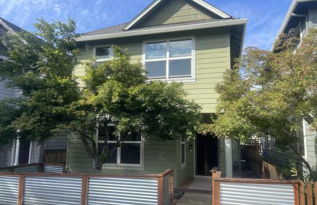 7 Logan Way photos photos