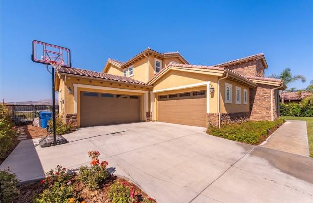 7379 Nicklaus Road Gallery 4