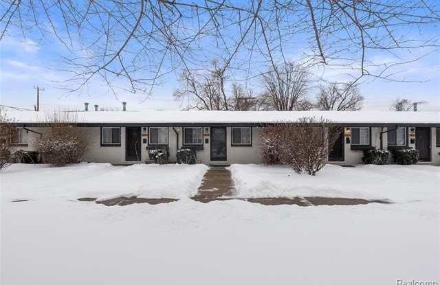 1810 E 11 Mile Road photos photos