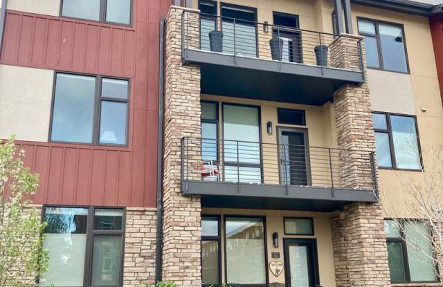 Spacious 3-Bed, 2-Bath Condo in the Desirable Rigden Farm Area photos photos