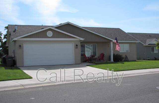 826 N Foxridge photos photos