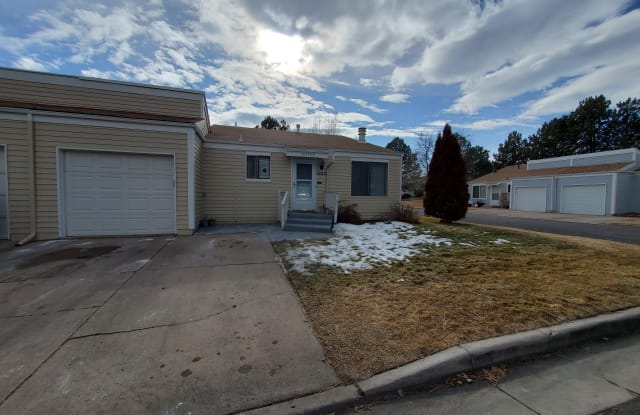 16369 E Radcliff Pl Apt B - 16369 E Radcliff Pl, Aurora, CO 80015