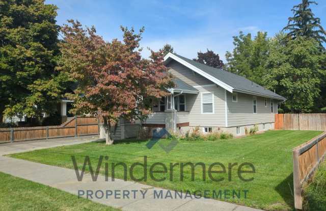 609 Pleasant St. - Well Equipped Kitchen, Finished Basement with Wet Bar Gallery 3