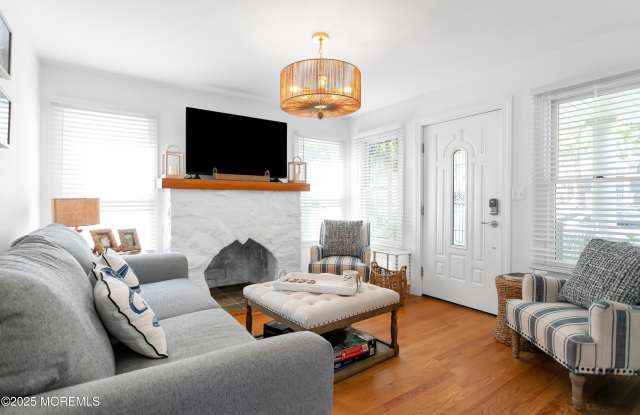 505 Jefferson Avenue photos photos