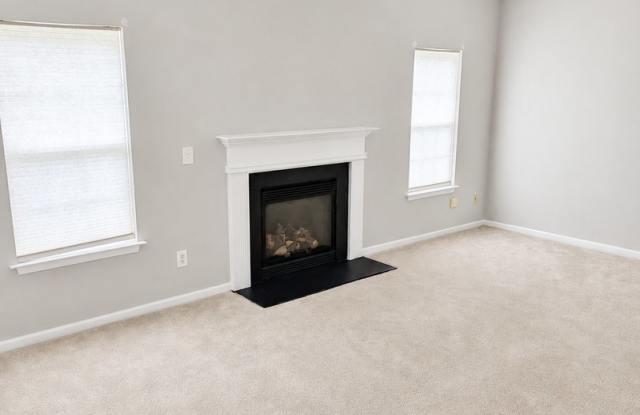 Beautiful 4-Bedroom Home for Rent in Cornelius! Gallery 3