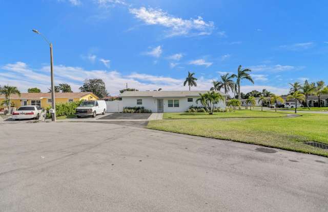 1210 SW 10TH Terrace Gallery 2