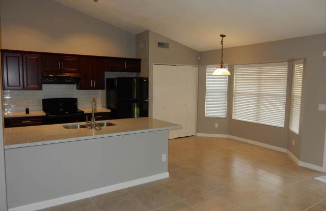 3847 E MARCONI Avenue Gallery 4