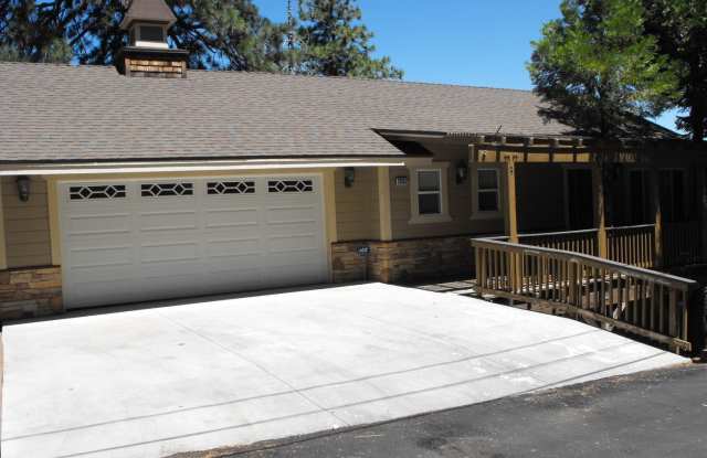 25152 Valle - 25152 Valle Drive, Crestline, CA 92325