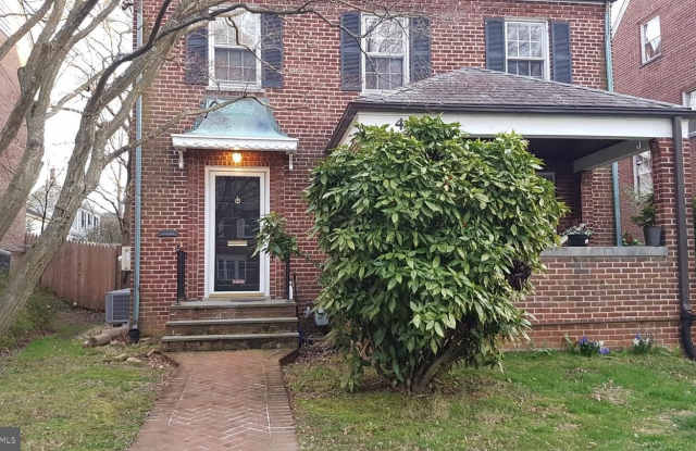 4440 ALBEMARLE ST NW photos photos
