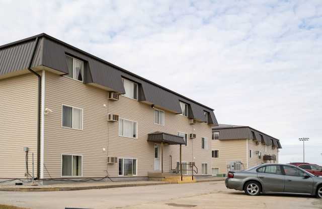 Wild Grove Apartments - 702 NICC Gallery 2