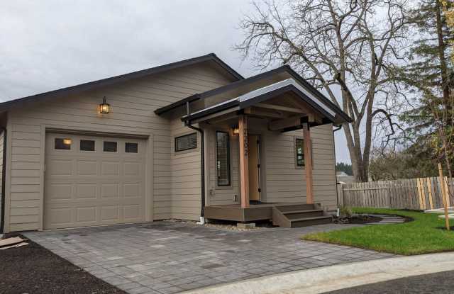 Gorgeous 2-Bedroom, 2-Bath Home In Eugene! photos photos