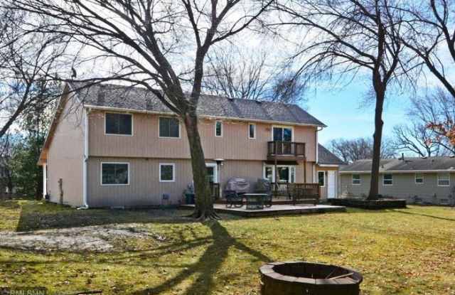 15214 Crystal Drive East Gallery 3