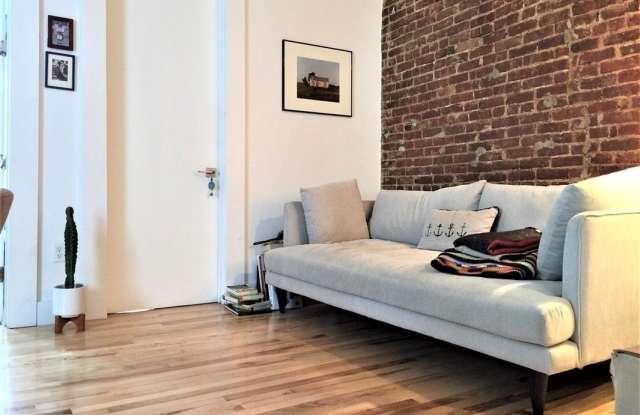 1045 Morris Ave - 1045 Morris Avenue, Bronx, NY 10456