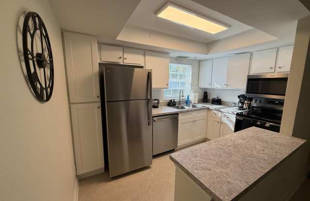 Furnished first floor Brand new renovated apartment Gallery 4