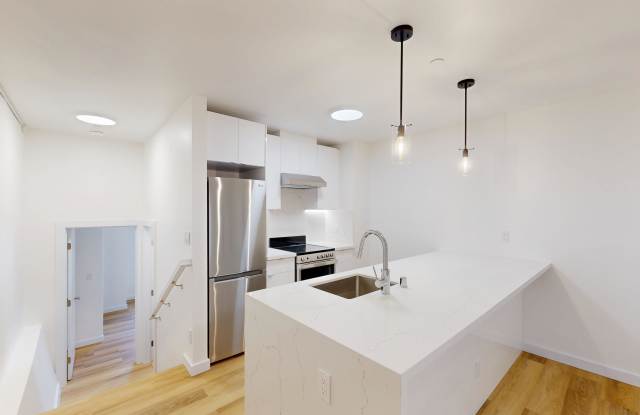 2844 Lyon Street photos photos