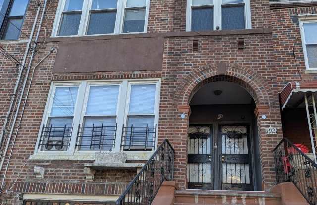 92 East 56th Street photos photos