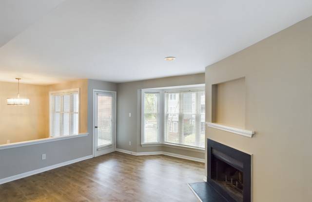 1041 Wirewood Drive photos photos