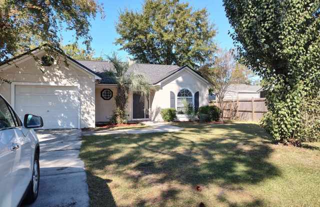 Beautiful 3Bed/2Ba Retreat, Centrally Located to EVERYTHING in PCB! photos photos