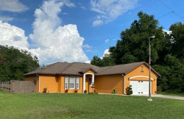 SPACIOUS 3/2 HOME WITH LARGE FENCED BACKYARD! $1,875 photos photos