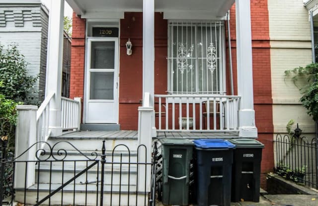 1209 E STREET SE - 1209 E Street Southeast, Washington, DC 20003