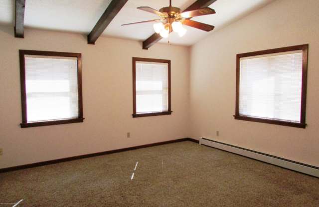 Unique 2 Bedroom with Large Office of US 64 photos photos
