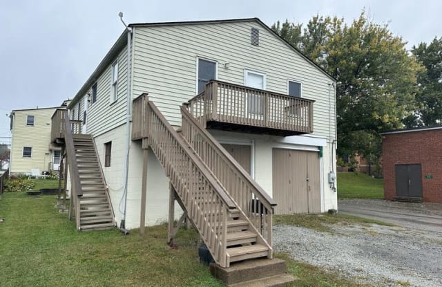 2 School Street - 2 School Street, Delmont, PA 15626