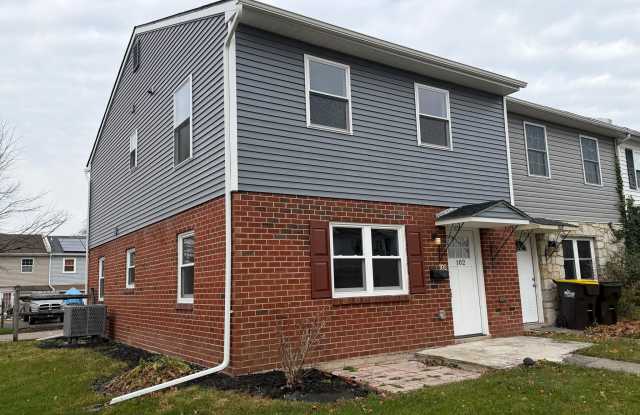 102 LINDA CT N - 102 Linda Court North, Richlandtown, PA 18955